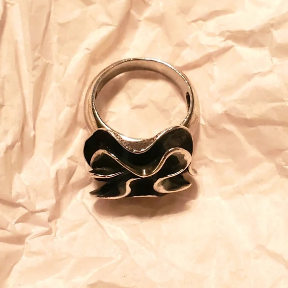 Silpada flower ring - Size 10 - Picture 4 of 4